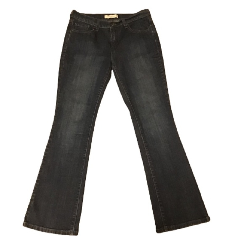Levi darkwash bootcut 515 jeans